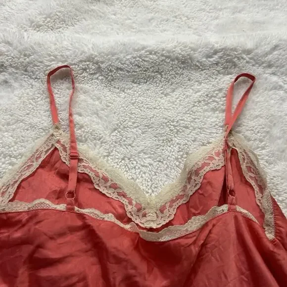 Old Navy Vintage 100% Silk Slip On Lace Lingerie Women’s Peach Embroidered Flora - Picture 6 of 8